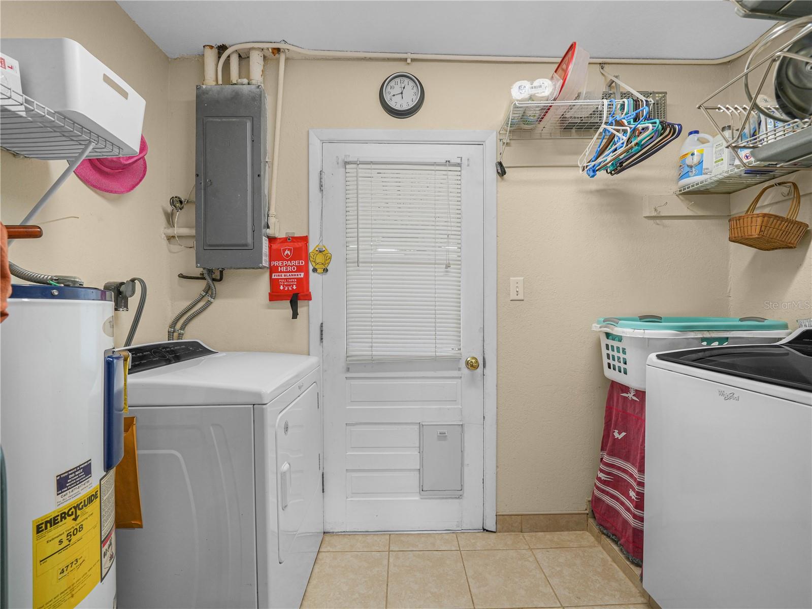 O6405616 Property Photo 15