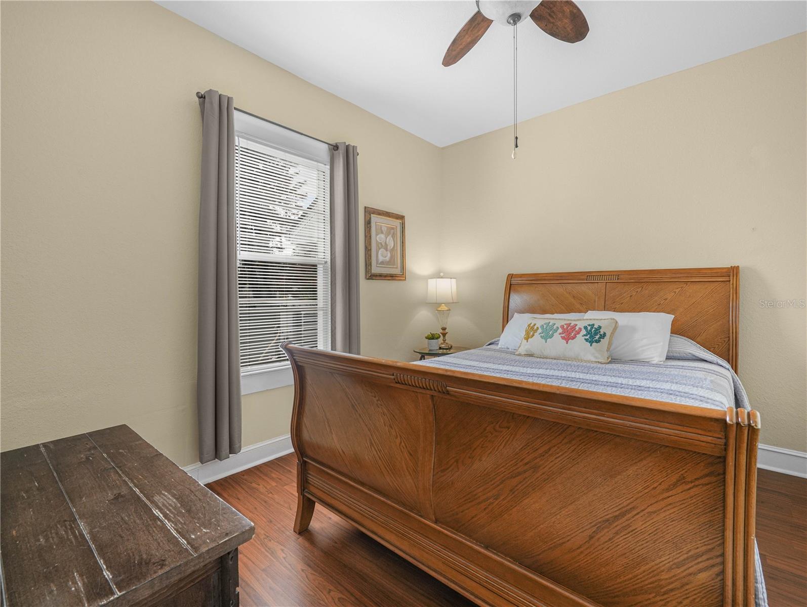 O6405616 Property Photo 38