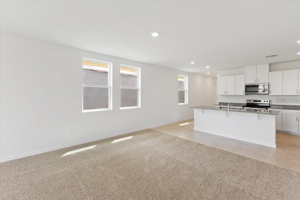 1361 Current Pl Property Photo 5