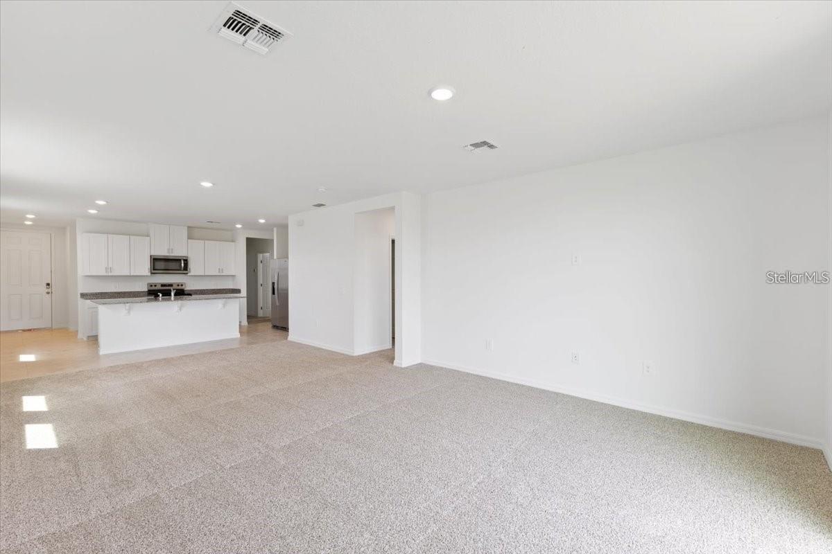 1361 Current Pl Property Photo 7