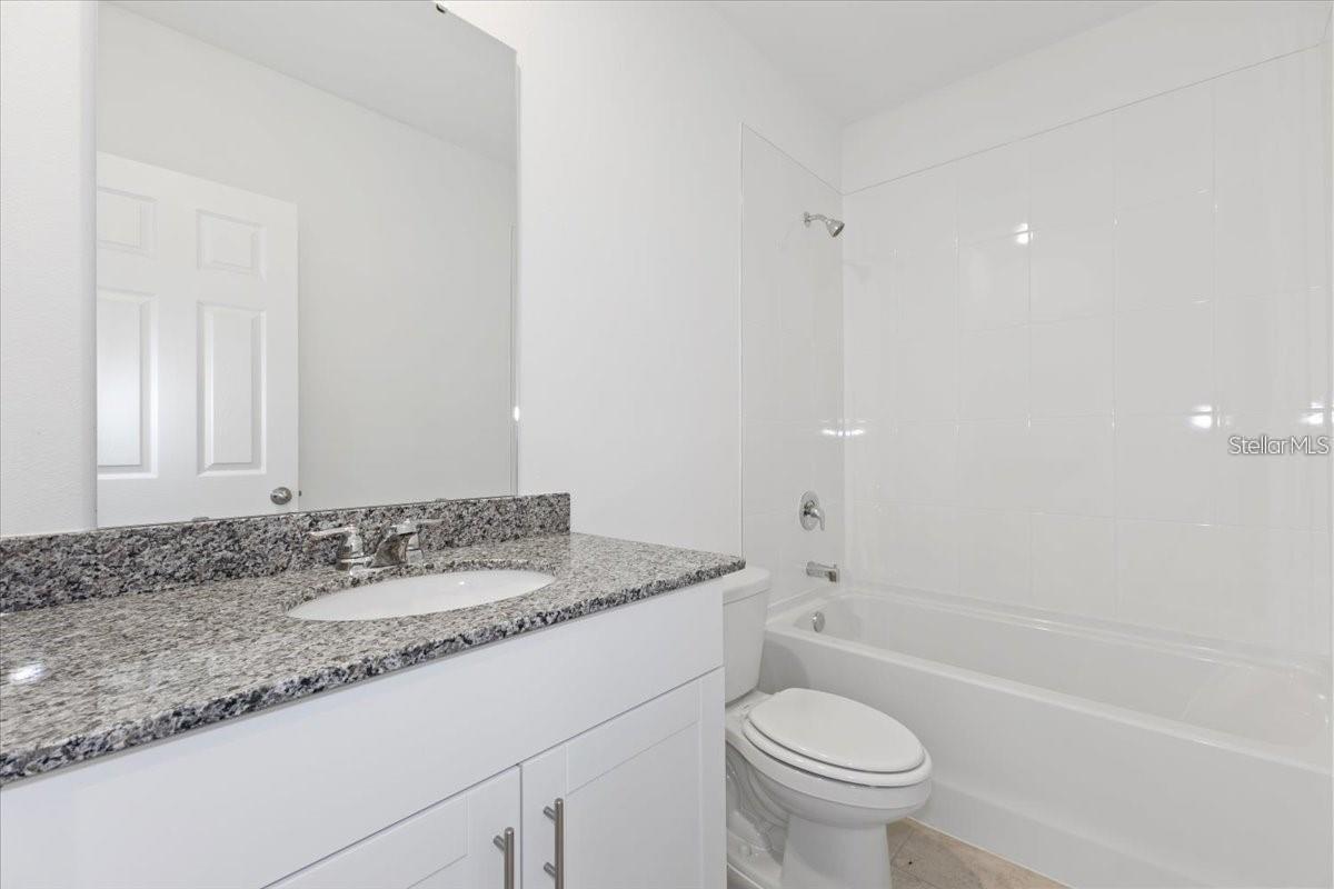 1361 Current Pl Property Photo 20