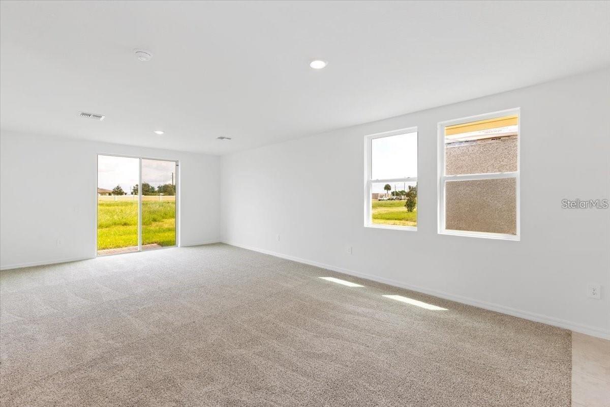 1361 Current Pl Property Photo 24