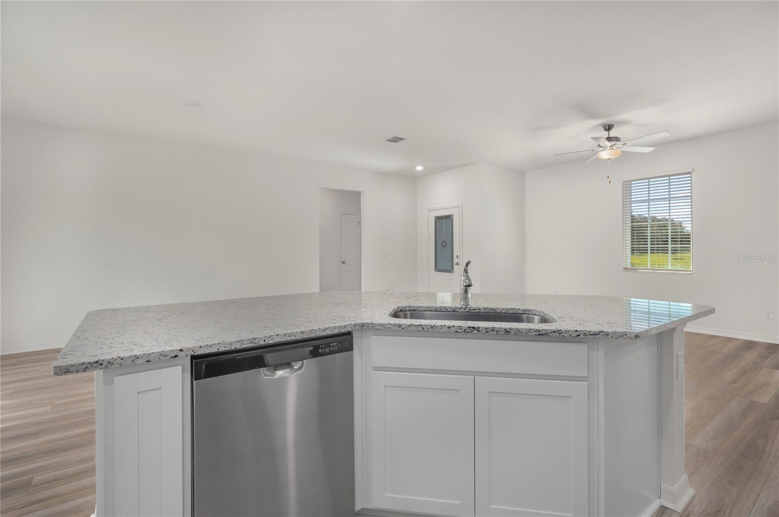 357 Bream Property Photo 19