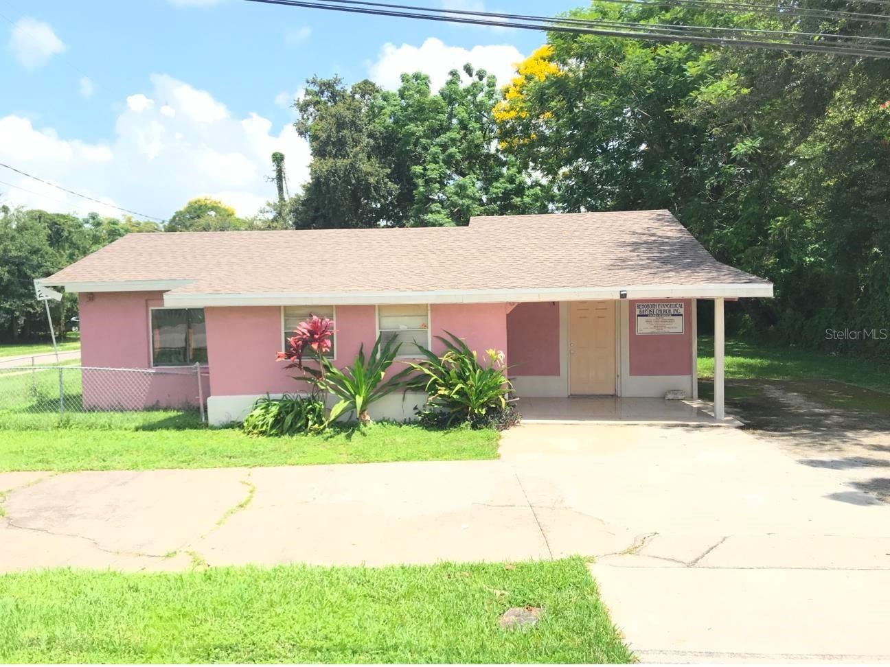 1345 W KALEY AVE Property Photo 1