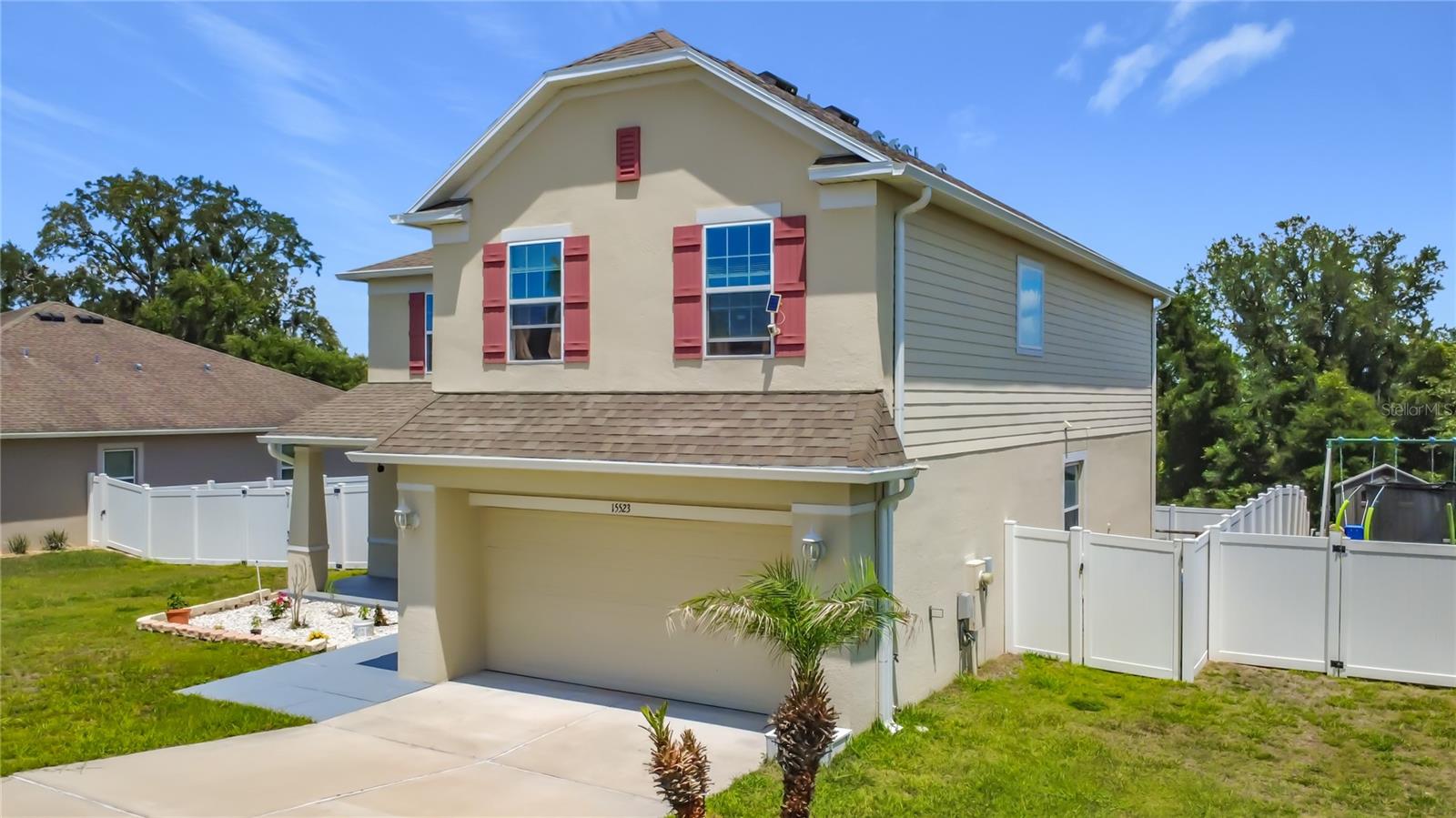 15523 Gemini Dr Property Photo 2