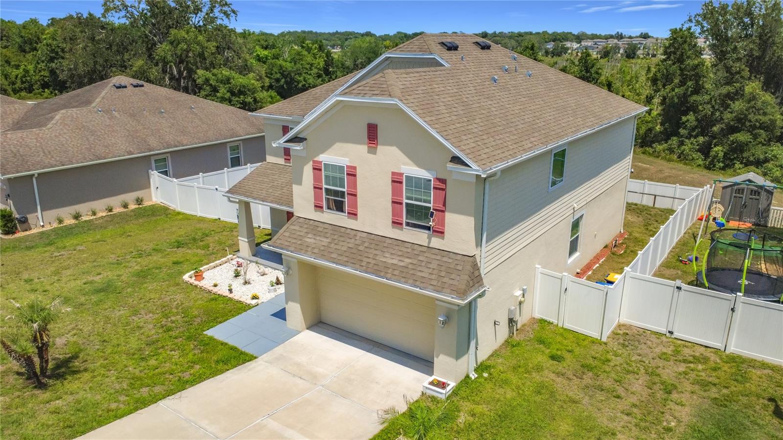 15523 Gemini Dr Property Photo 5