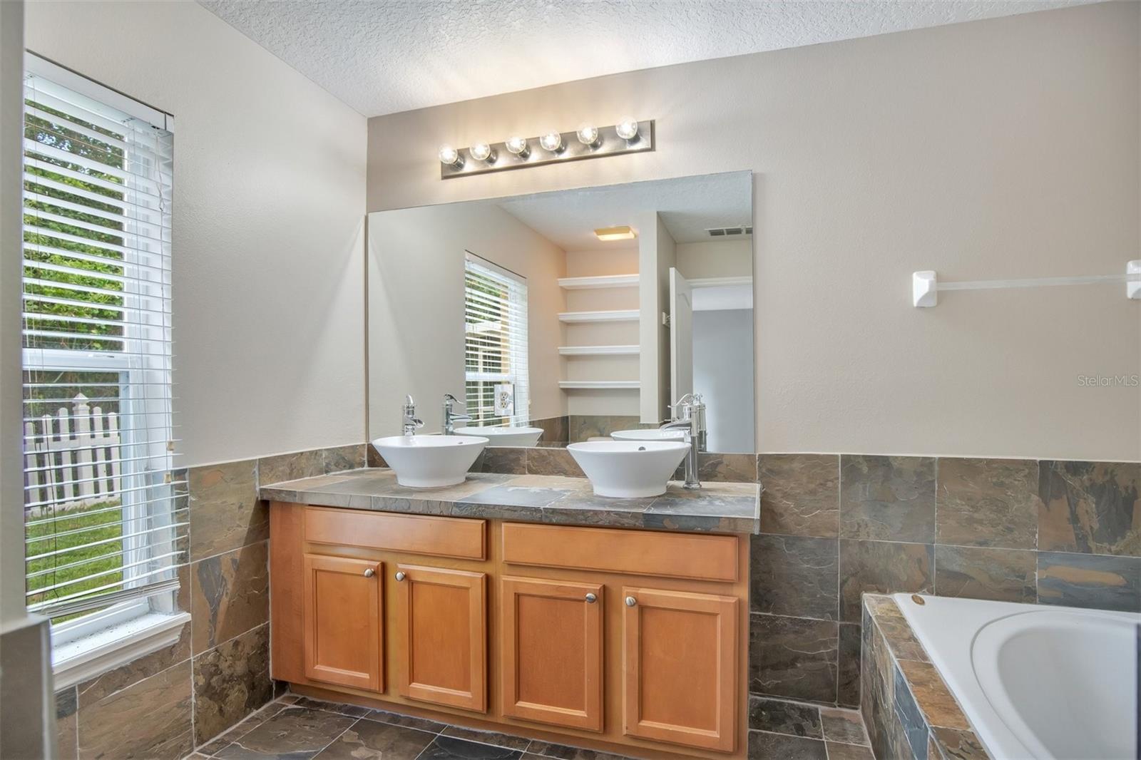 469 Carey Way Property Photo 15