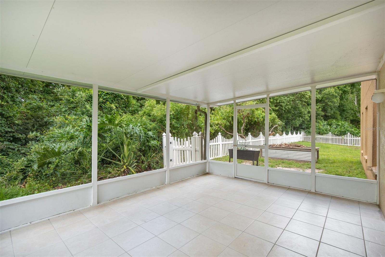 469 Carey Way Property Photo 33