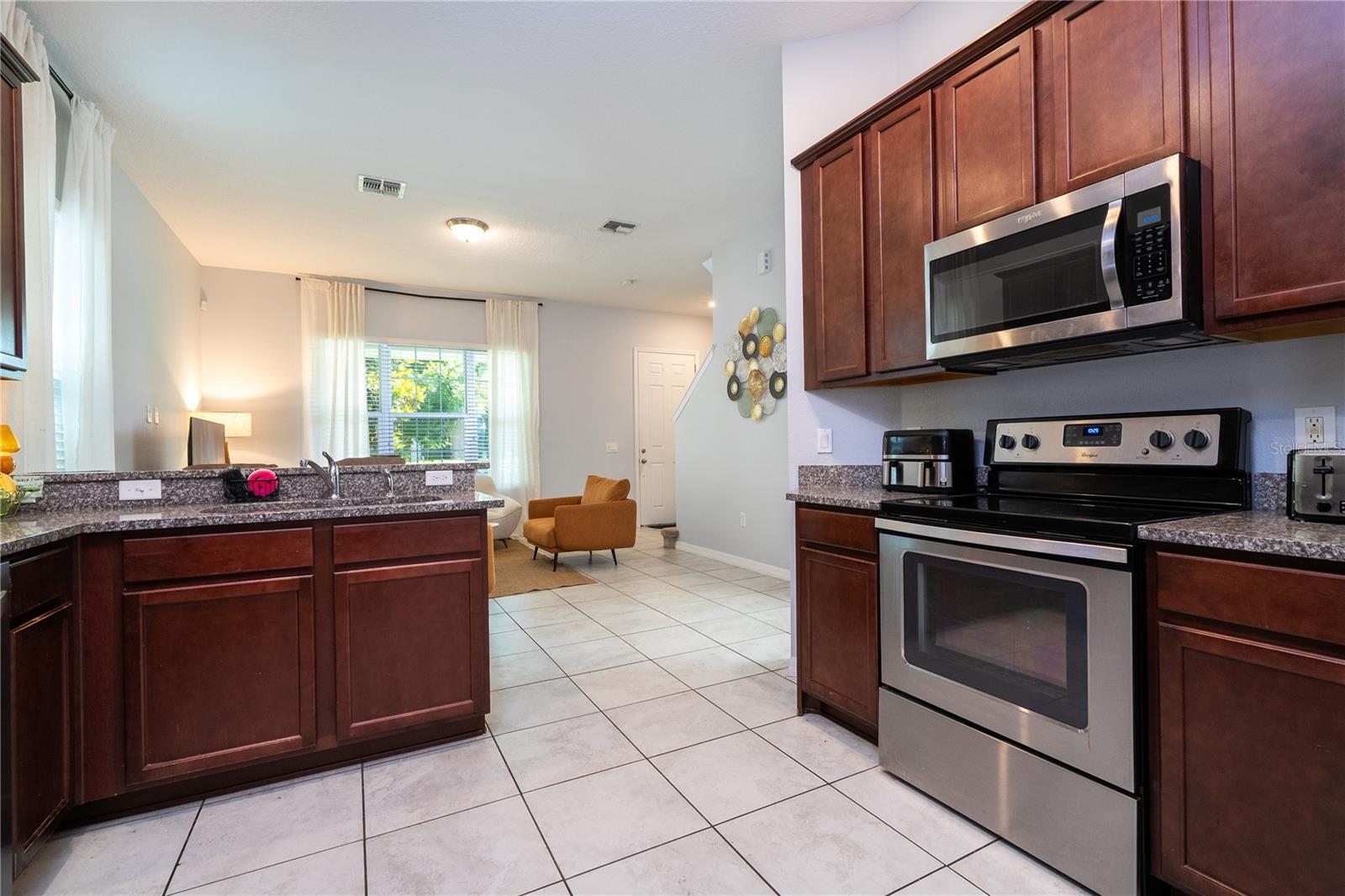 9231 Grand Island Way Property Photo 3