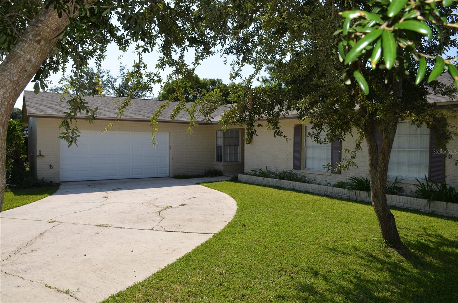 5060 Andrea Blvd Property Photo 1