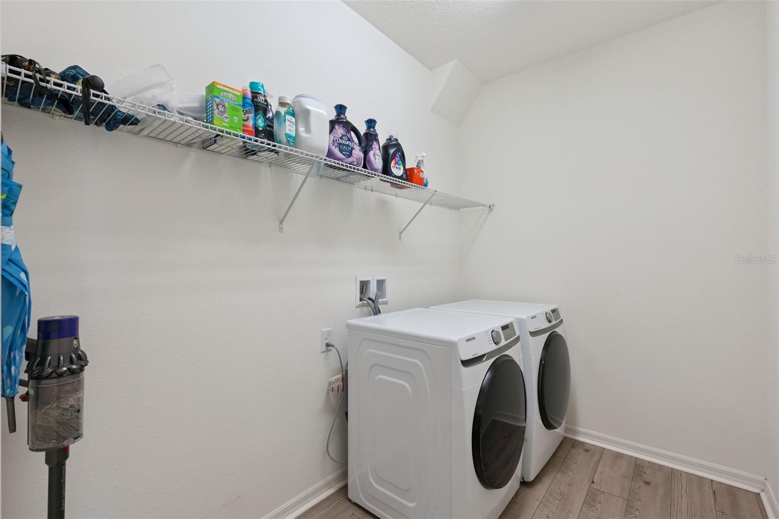 2429 Begonia St Property Photo 30