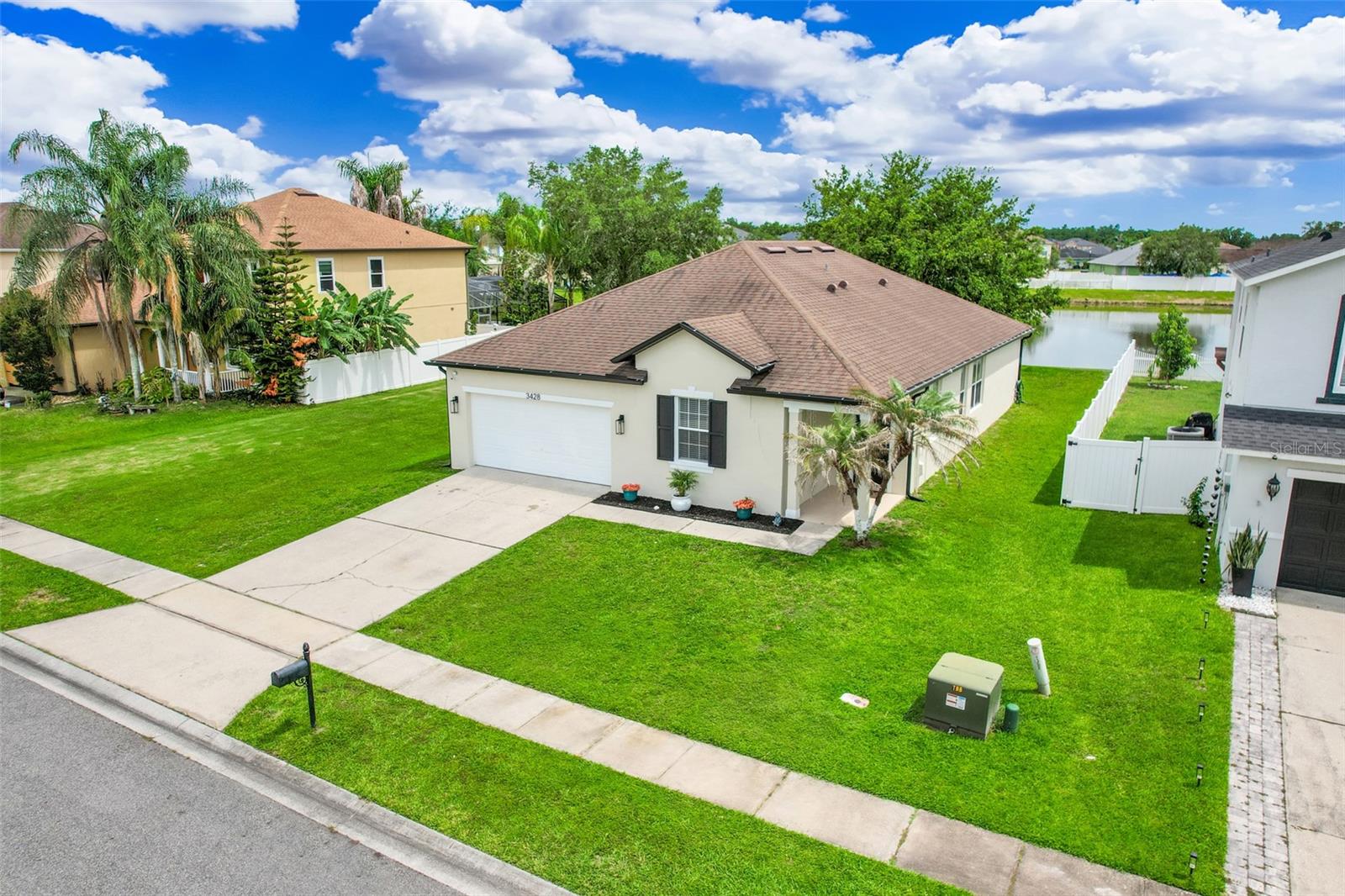 3428 Perching Rd Property Photo 4