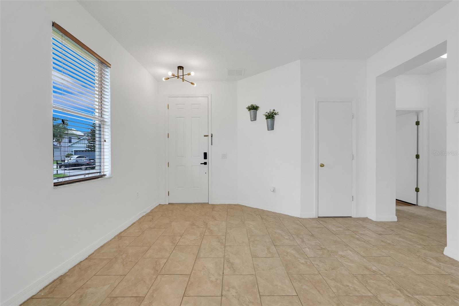 3428 Perching Rd Property Photo 7