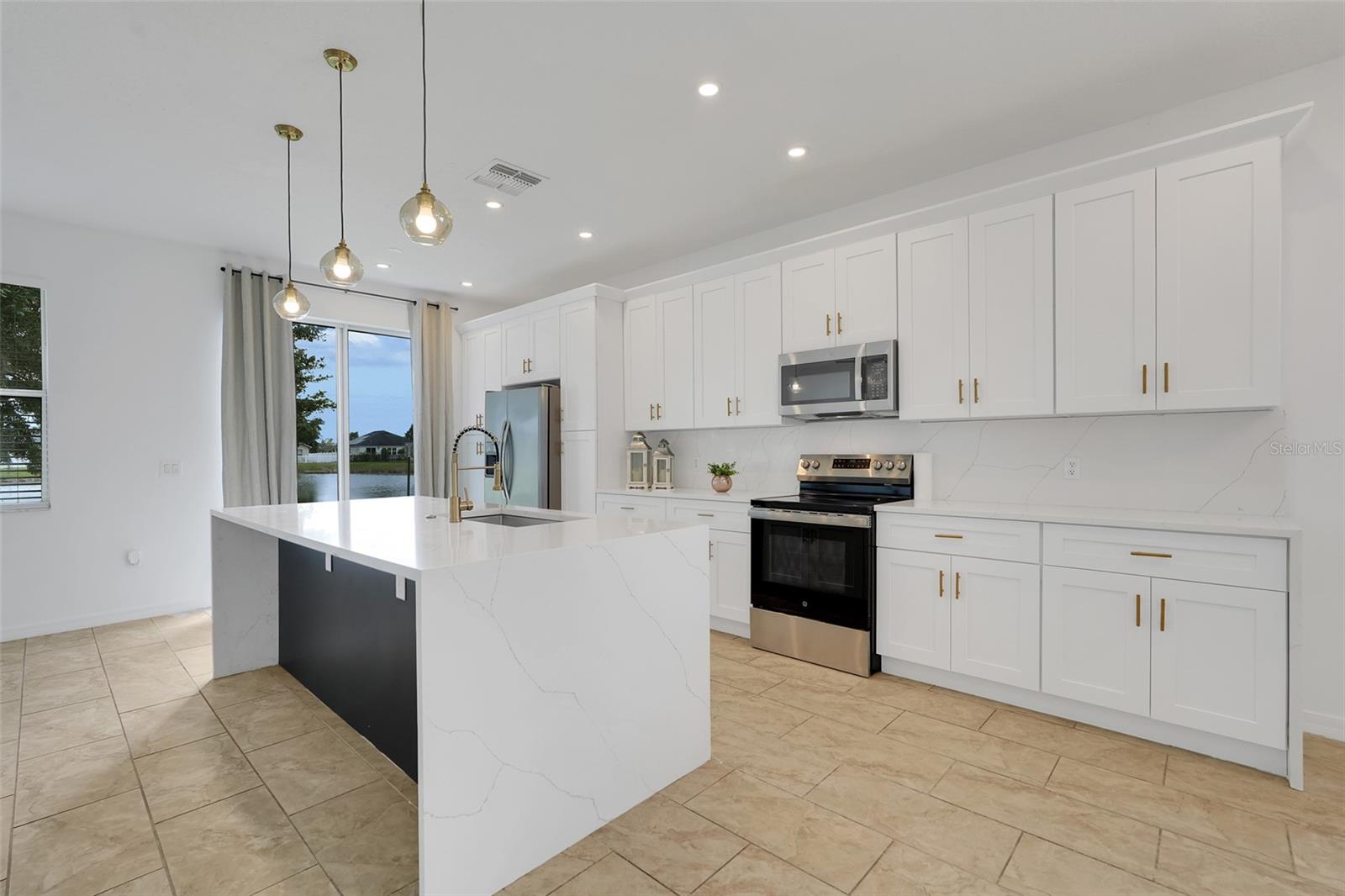 3428 Perching Rd Property Photo 11