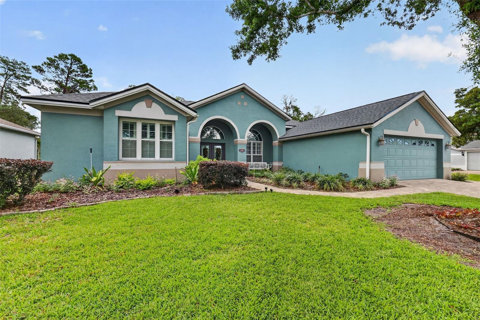 9035 Laurel Ridge Dr Property Photo 2