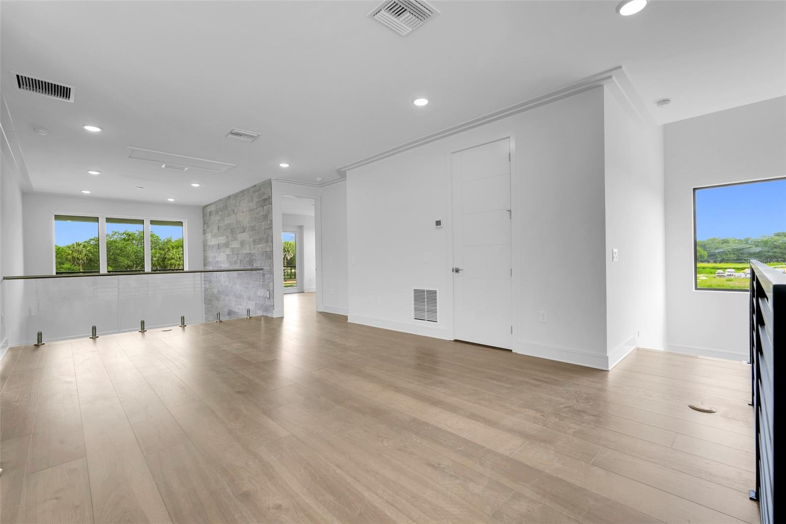 3019 Kensington Ave Property Photo 32
