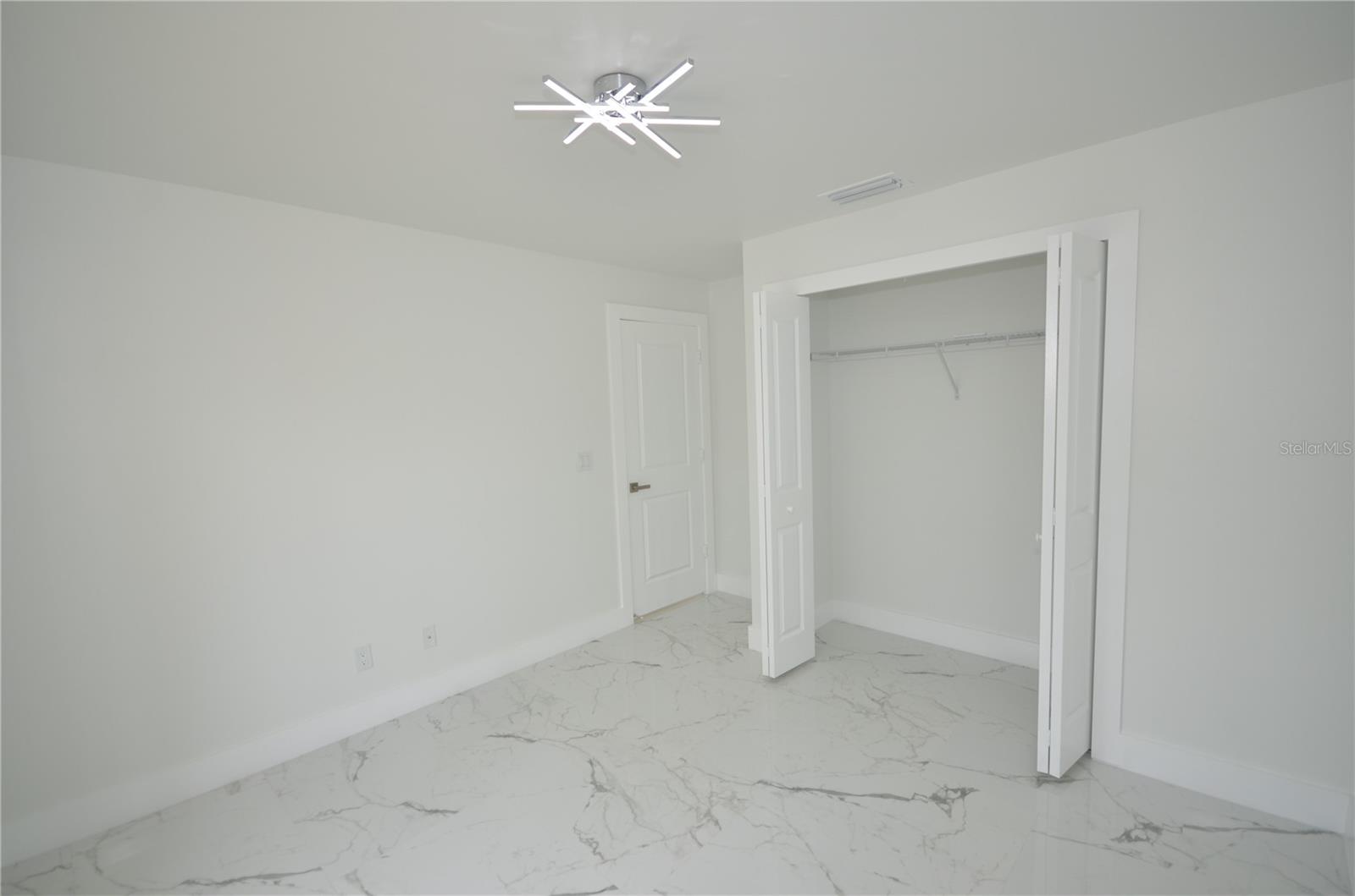 1132 Edelweiss St E Property Photo 8