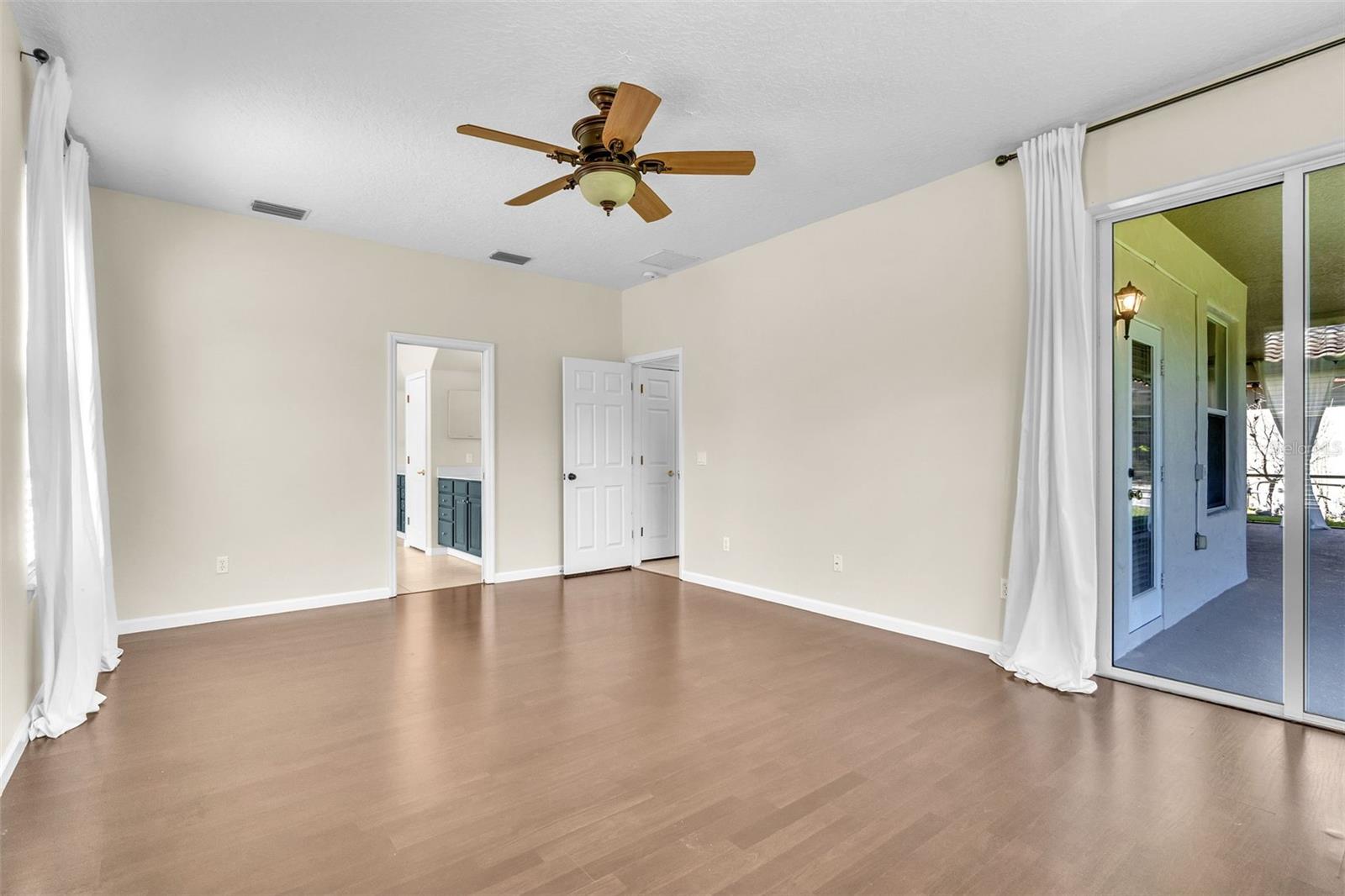 4617 Patricia Ann Ct Property Photo 15