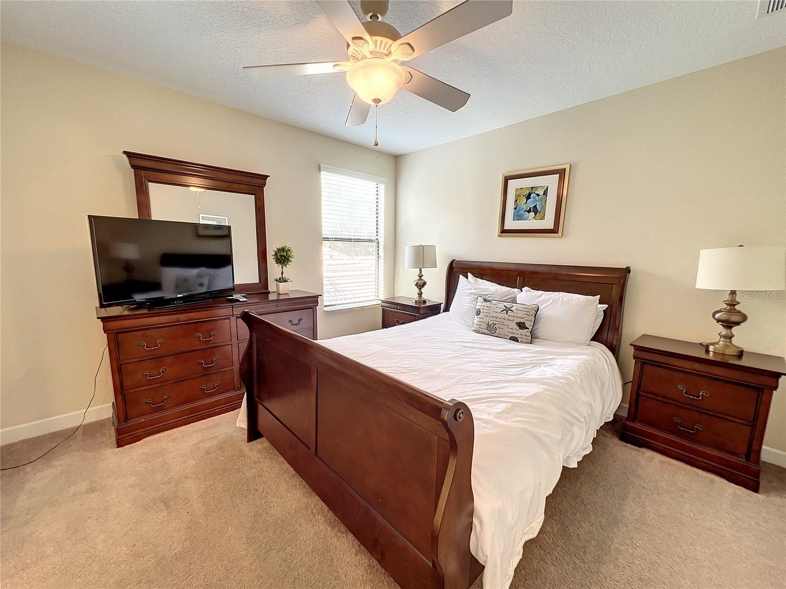1453 Myrtlewood St Property Photo 15