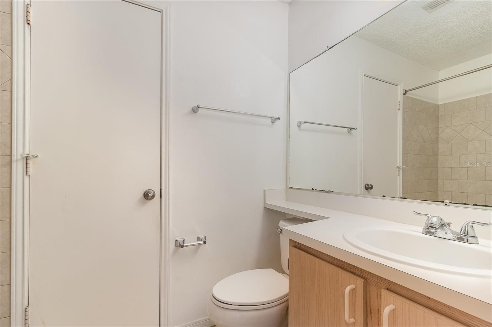 717 Secret Harbor Ln #203 Property Photo 12