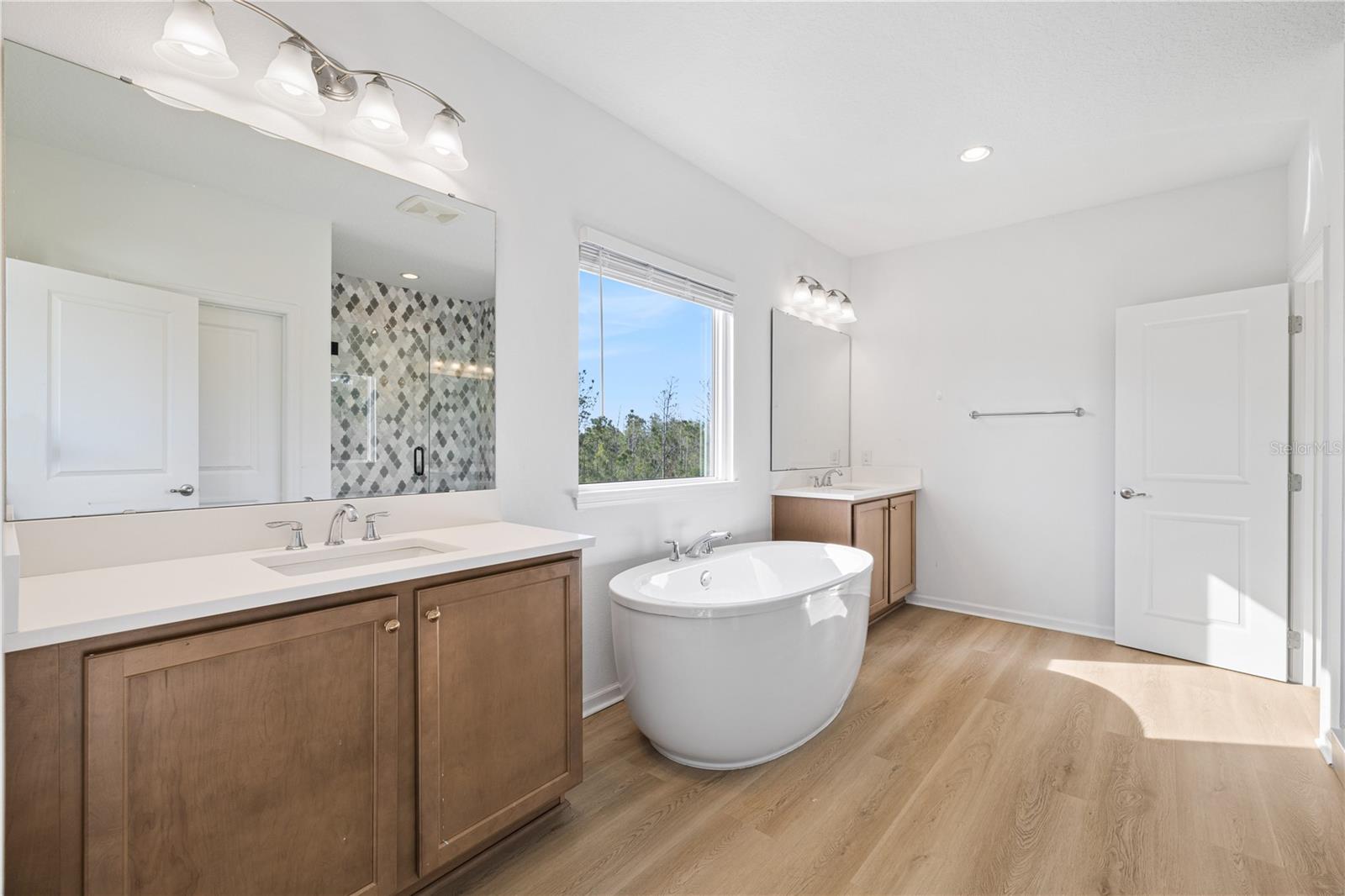 6422 Trailblaze Bnd Property Photo 41