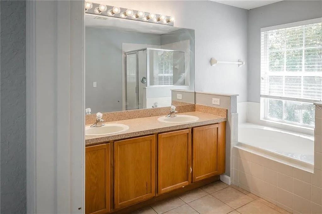 14244 Turning Leaf Dr Property Photo 18