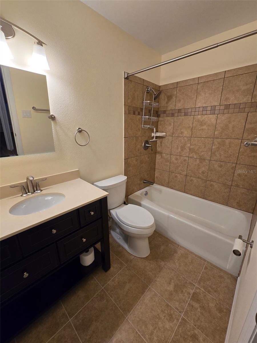 1118 Villa Ln #s Property Photo 9