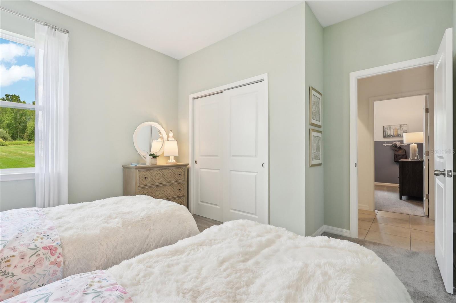 819 Pebble Crest Ln Property Photo 11