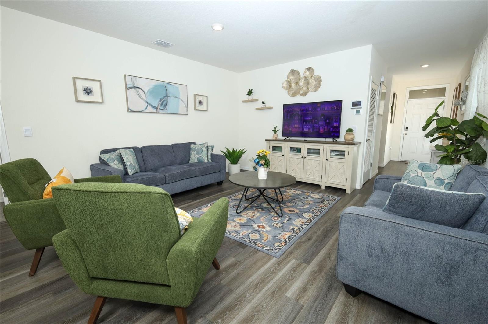 6310 Canter Cir Property Photo 6