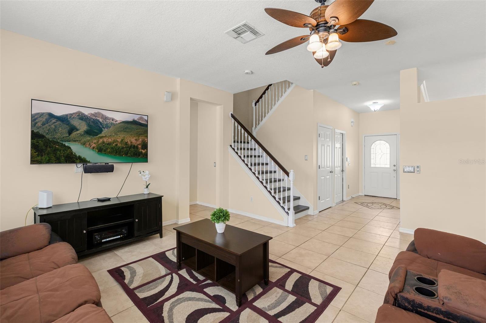 1573 Anna Catherine Dr Property Photo 3