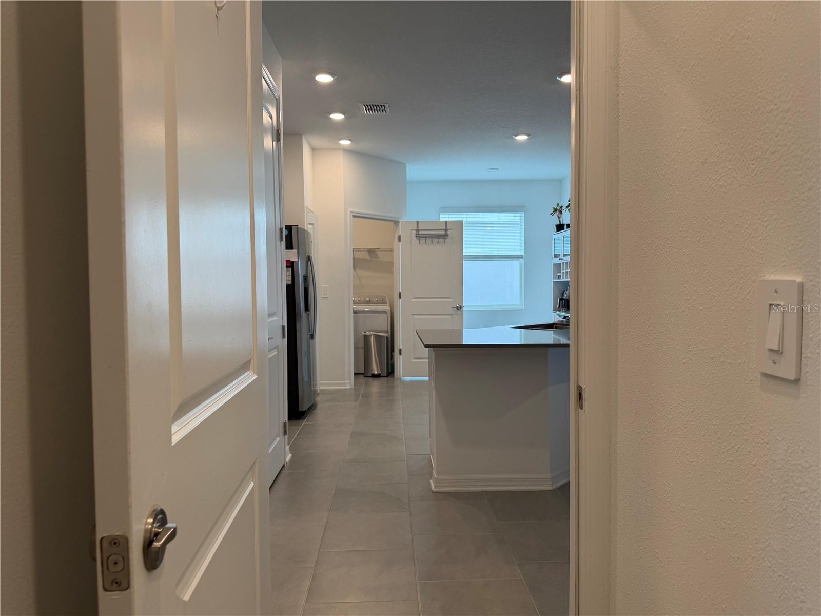 652 Grove St Property Photo 29