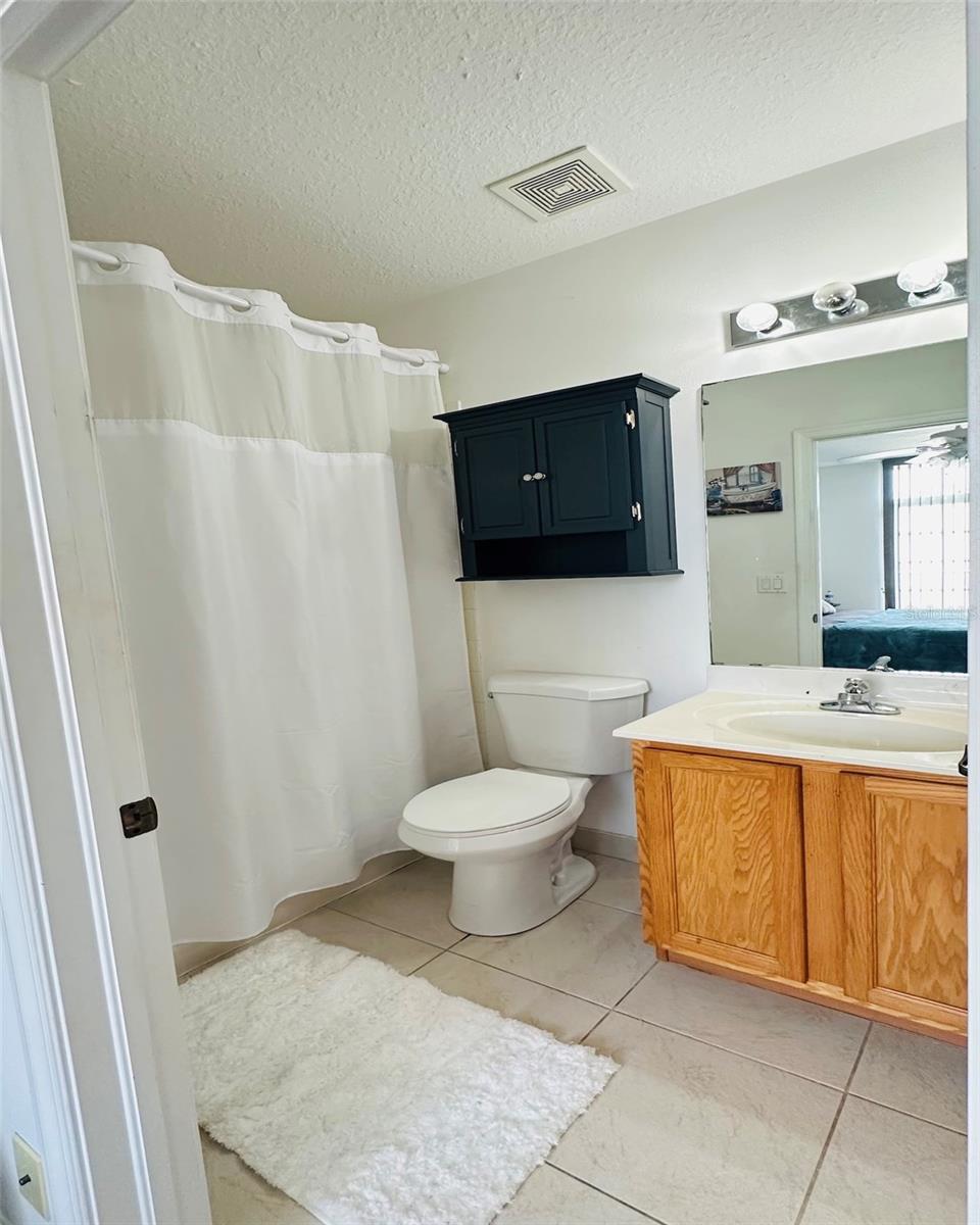 1852 77th Dr Property Photo 11