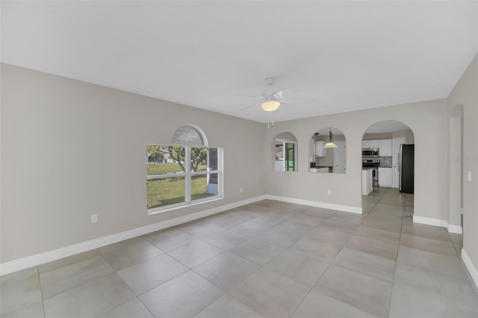 2120 Marisol Loop Property Photo 22