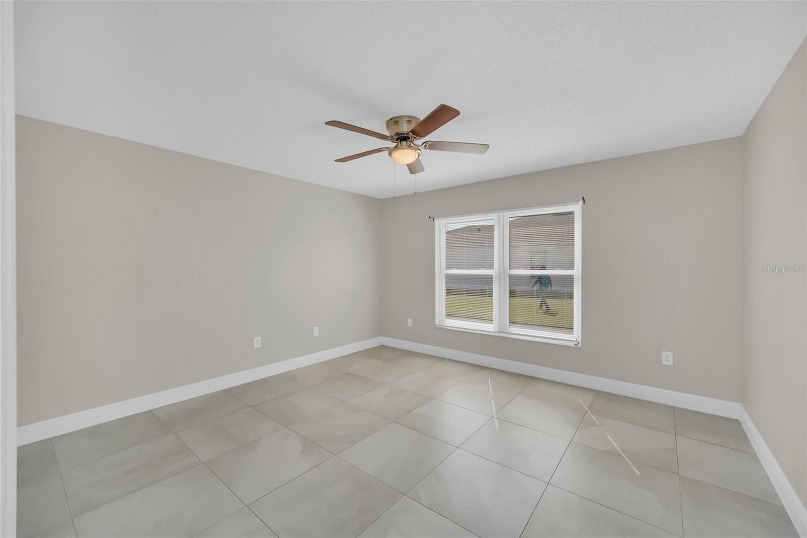 2120 Marisol Loop Property Photo 24