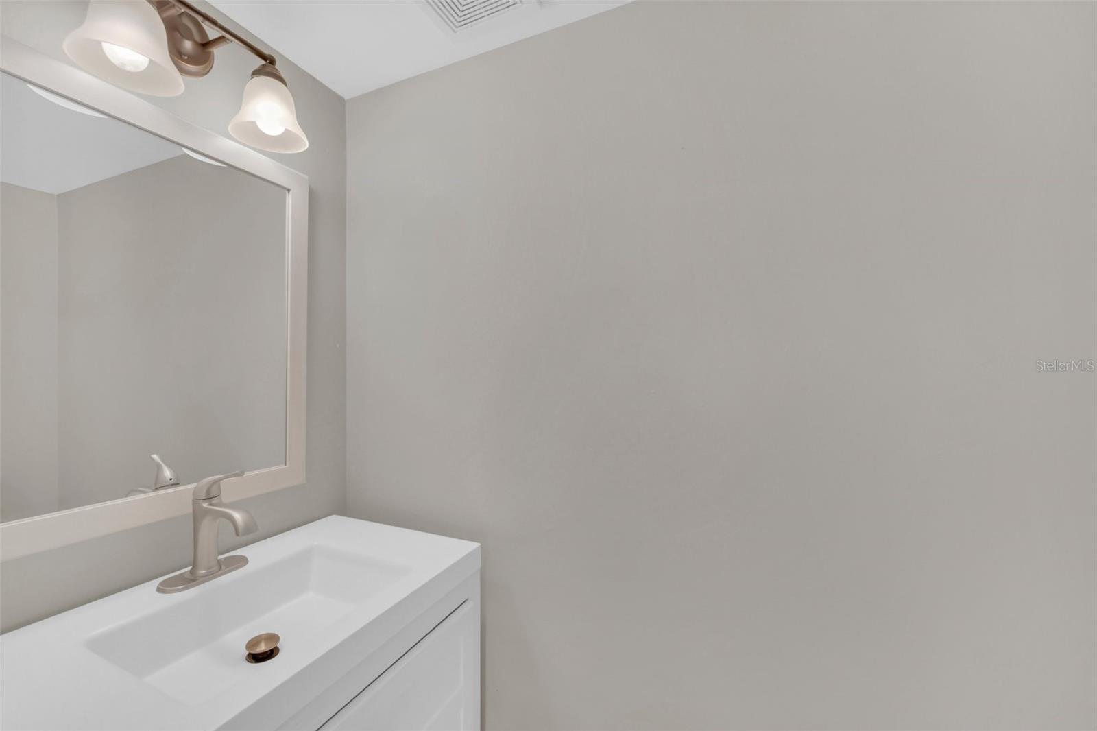 2120 Marisol Loop Property Photo 26