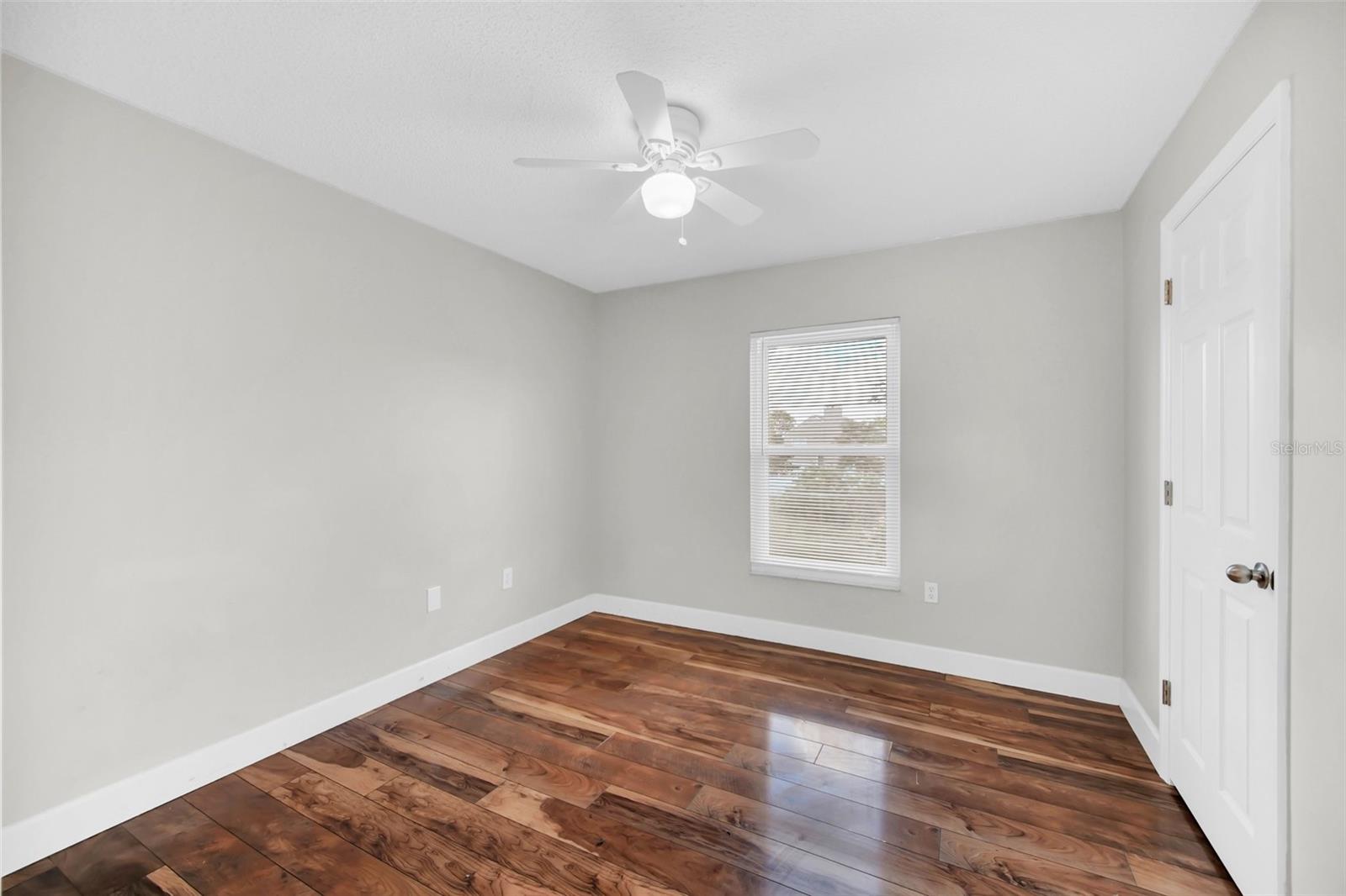 2120 Marisol Loop Property Photo 39