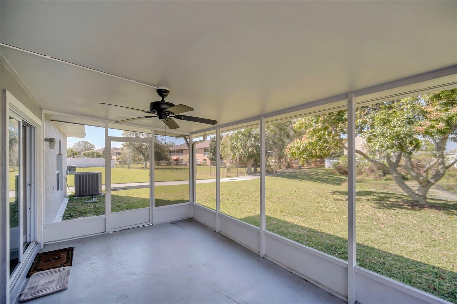 2120 Marisol Loop Property Photo 44