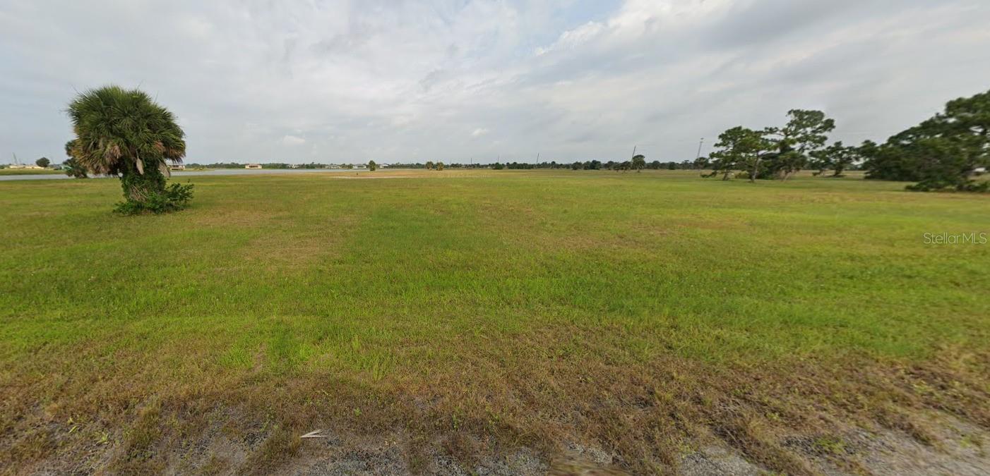 O6406131 Property Photo 2