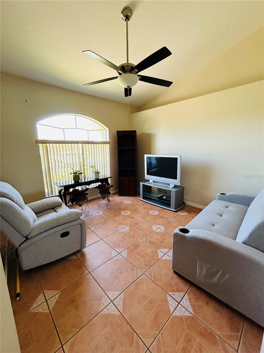 13620 Sw 48th Ct Property Photo 17