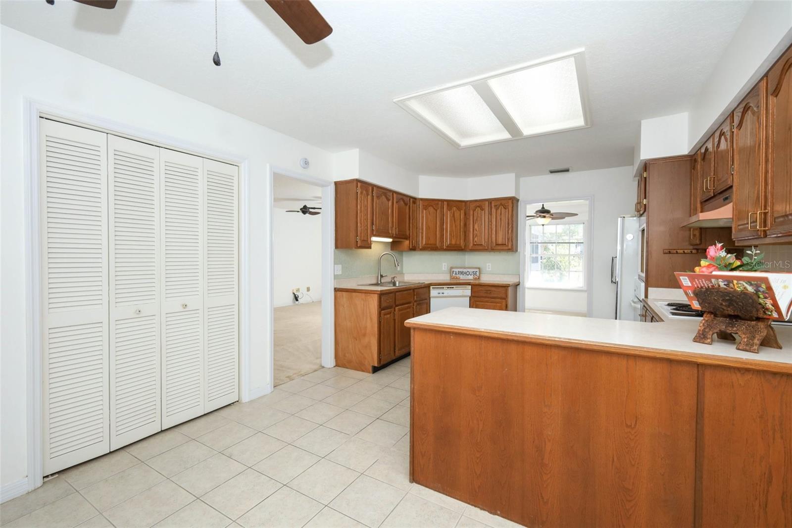 1932 Monterey Dr Property Photo 6