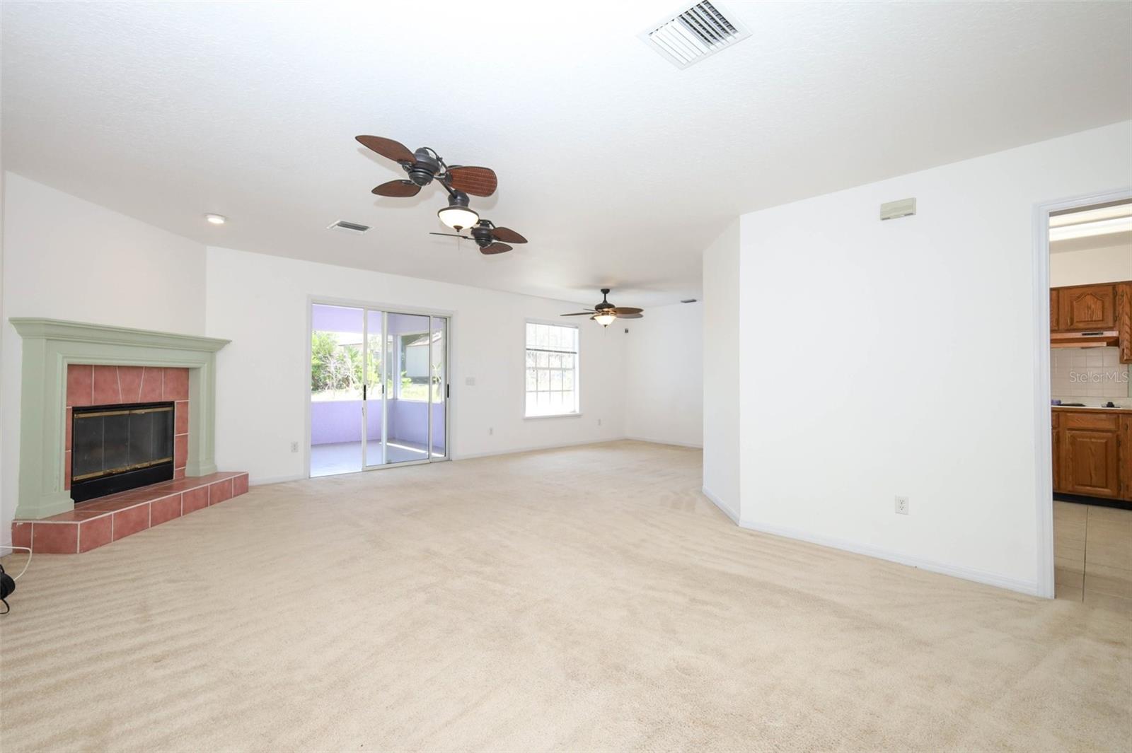 1932 Monterey Dr Property Photo 13