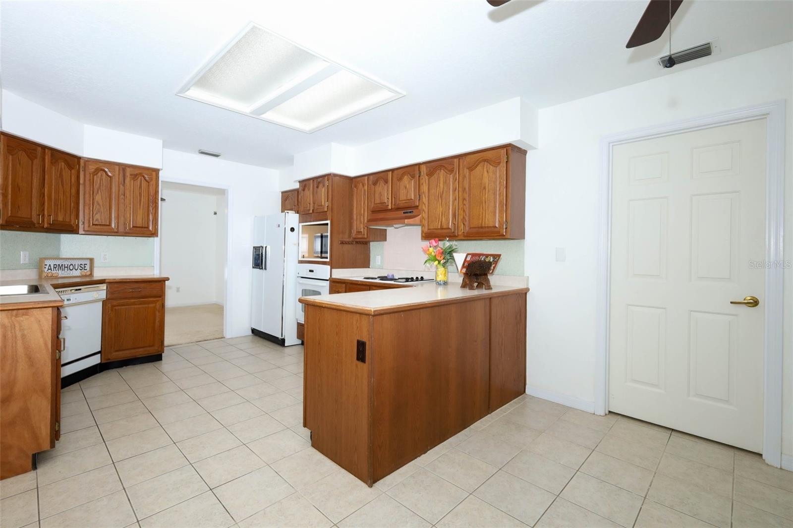 1932 Monterey Dr Property Photo 18