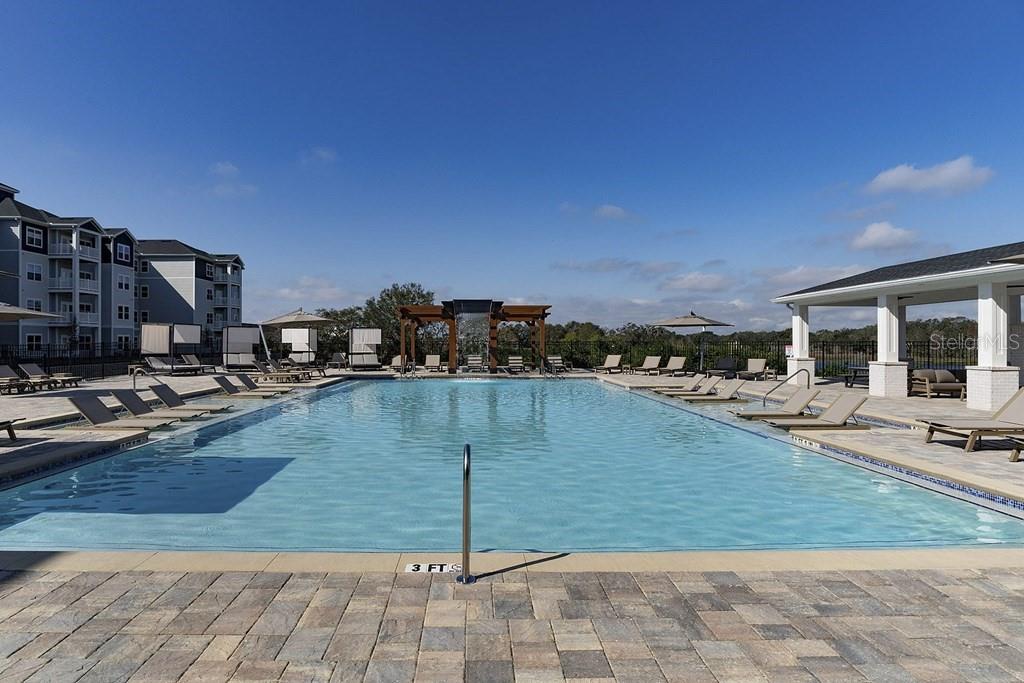 1015 Lake Forest Blvd #a2 Property Photo 3