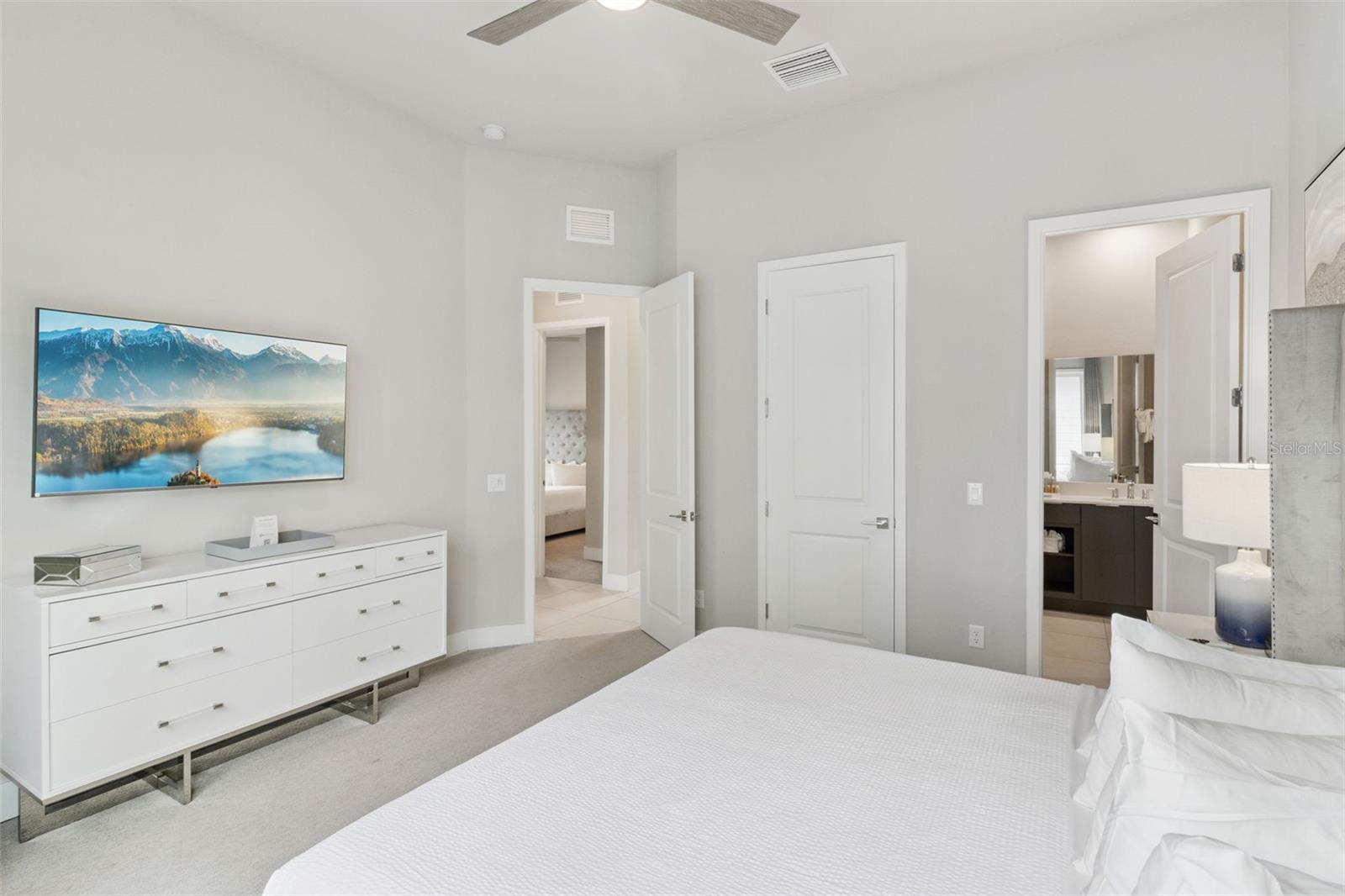 7760 Sandy Ridge Dr #214 Property Photo 30