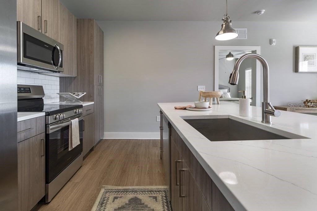 1015 Lake Forest Blvd #a4 Property Photo 13