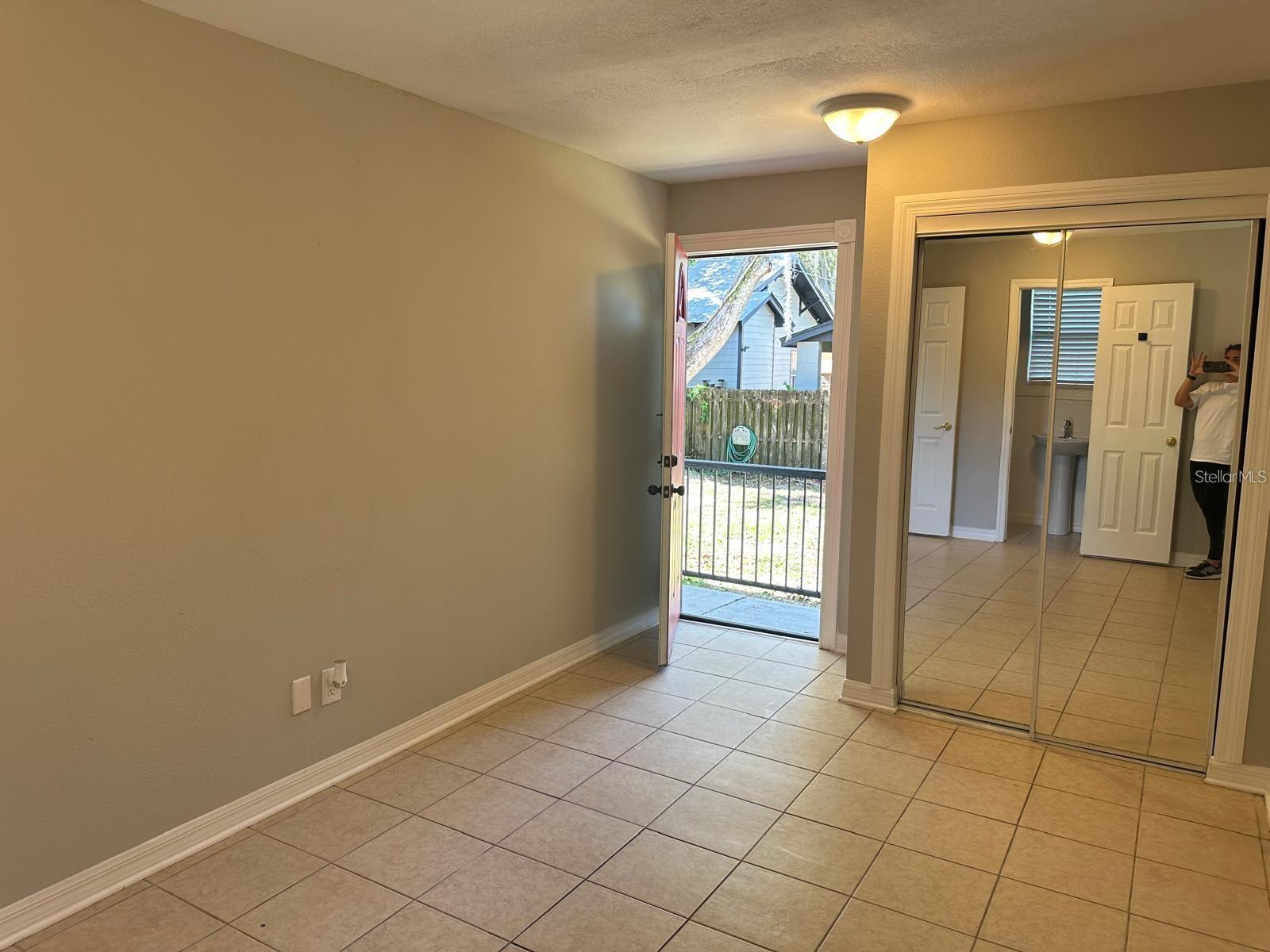 221 N Julia Ave Property Photo 33