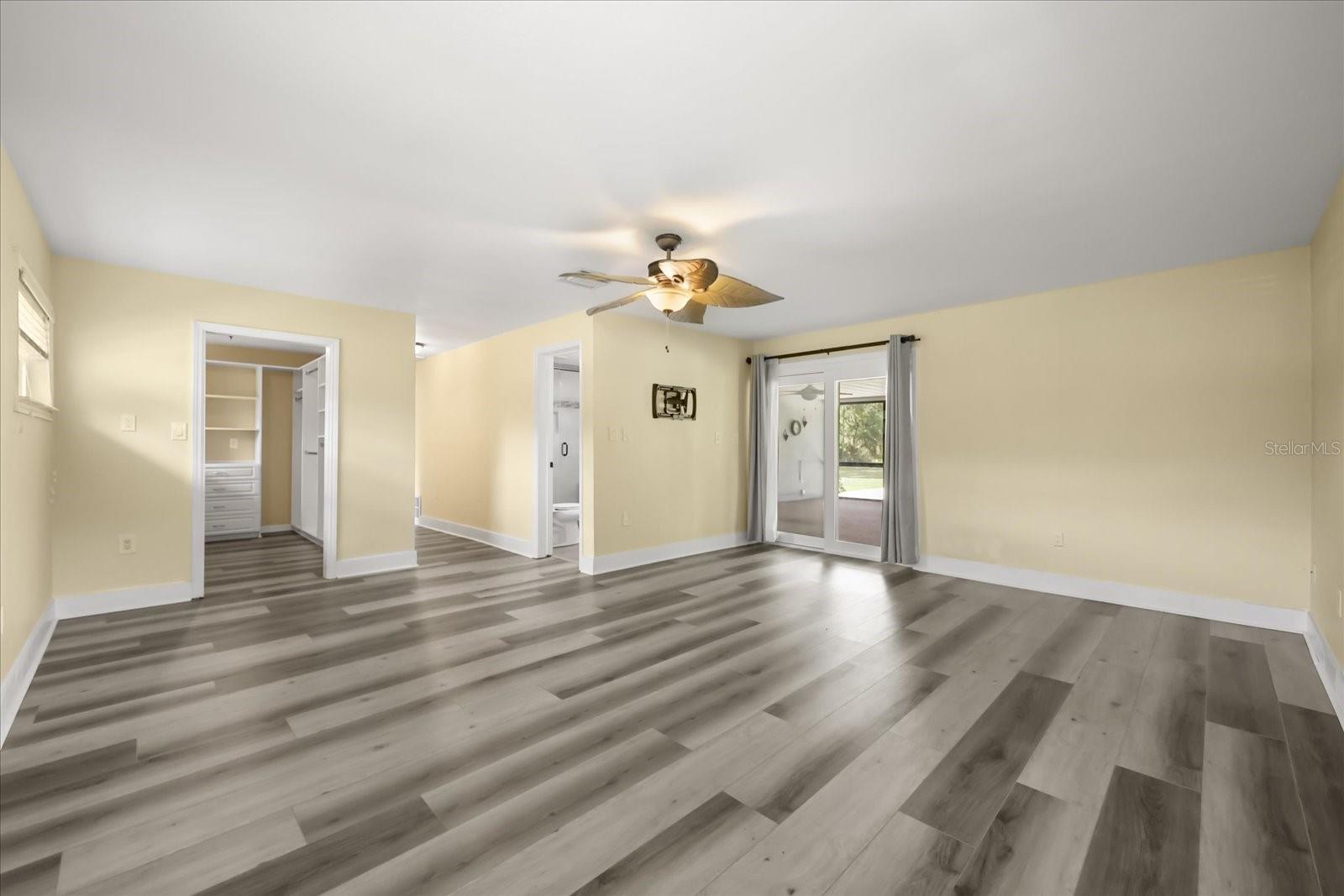 20963 E Colonial Dr Property Photo 20
