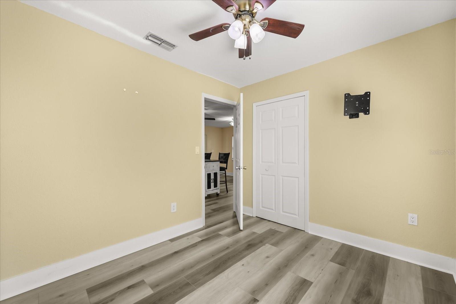 20963 E Colonial Dr Property Photo 24
