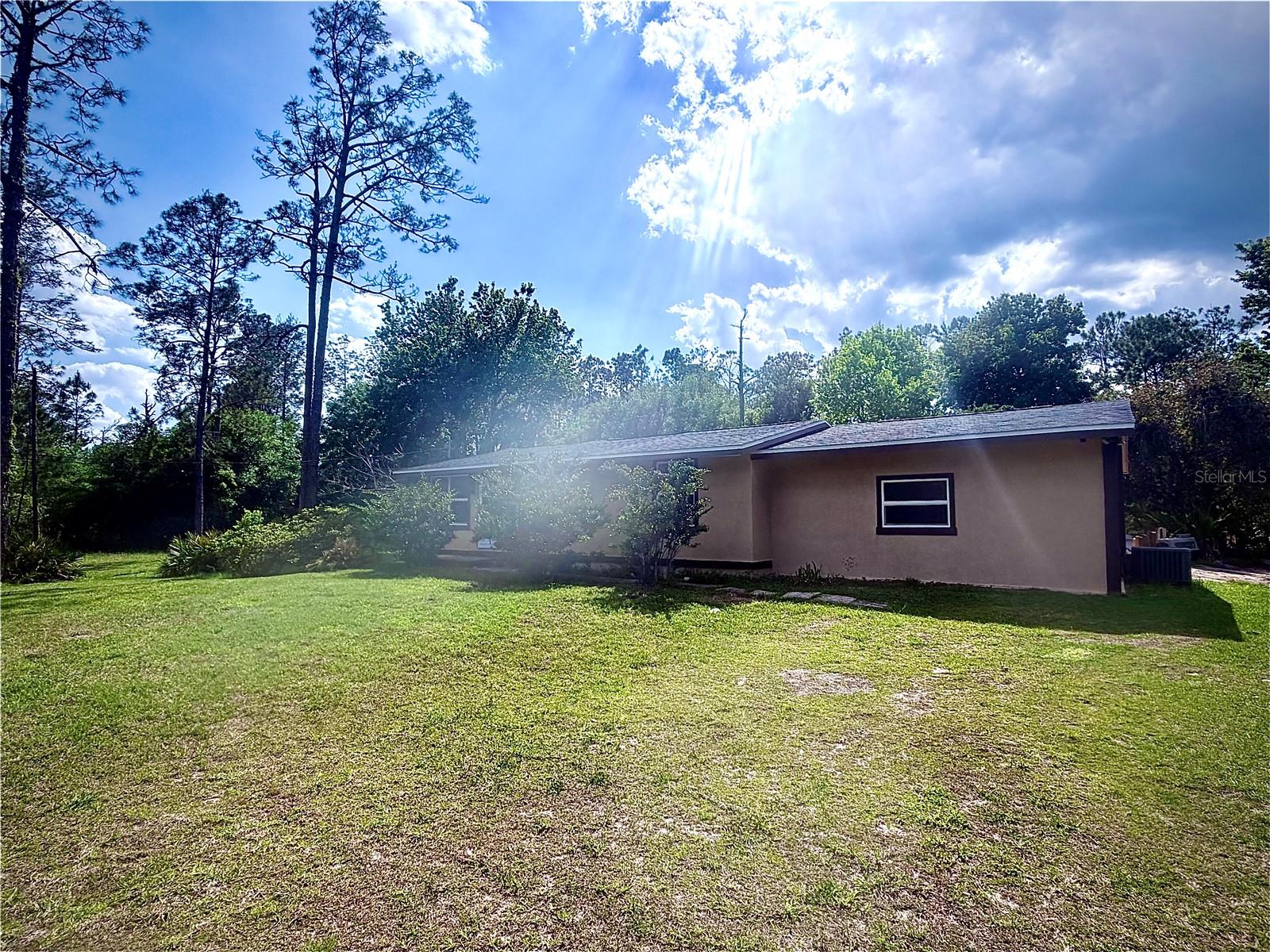 375 Pine Woods Rd Property Photo 1