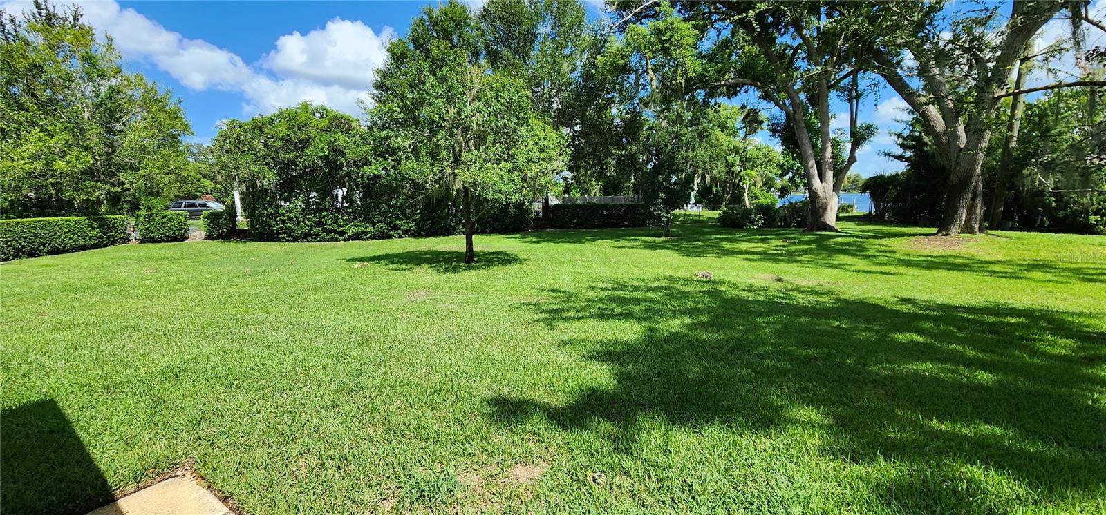 7864 Broken Arrow Trl Property Photo 2